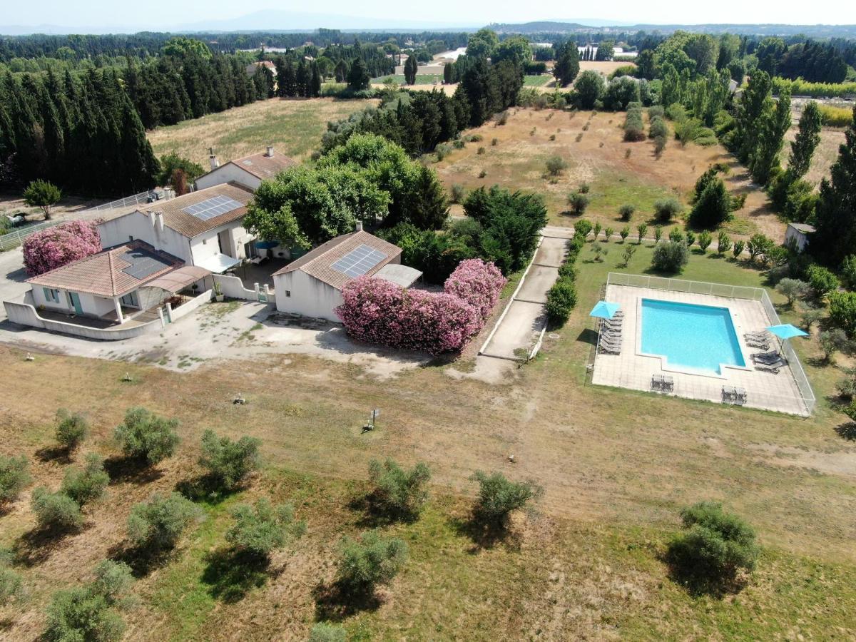 Les Gites Du Mas Canillac Chateaurenard Exterior photo