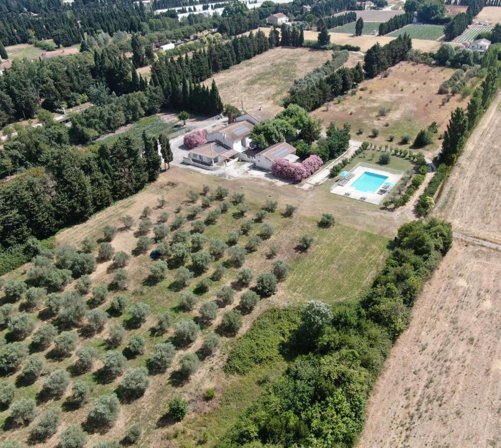 Les Gites Du Mas Canillac Chateaurenard Exterior photo